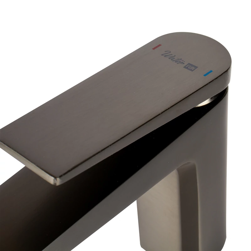 Singapore || Gun Grey Baterie pentru lavoar